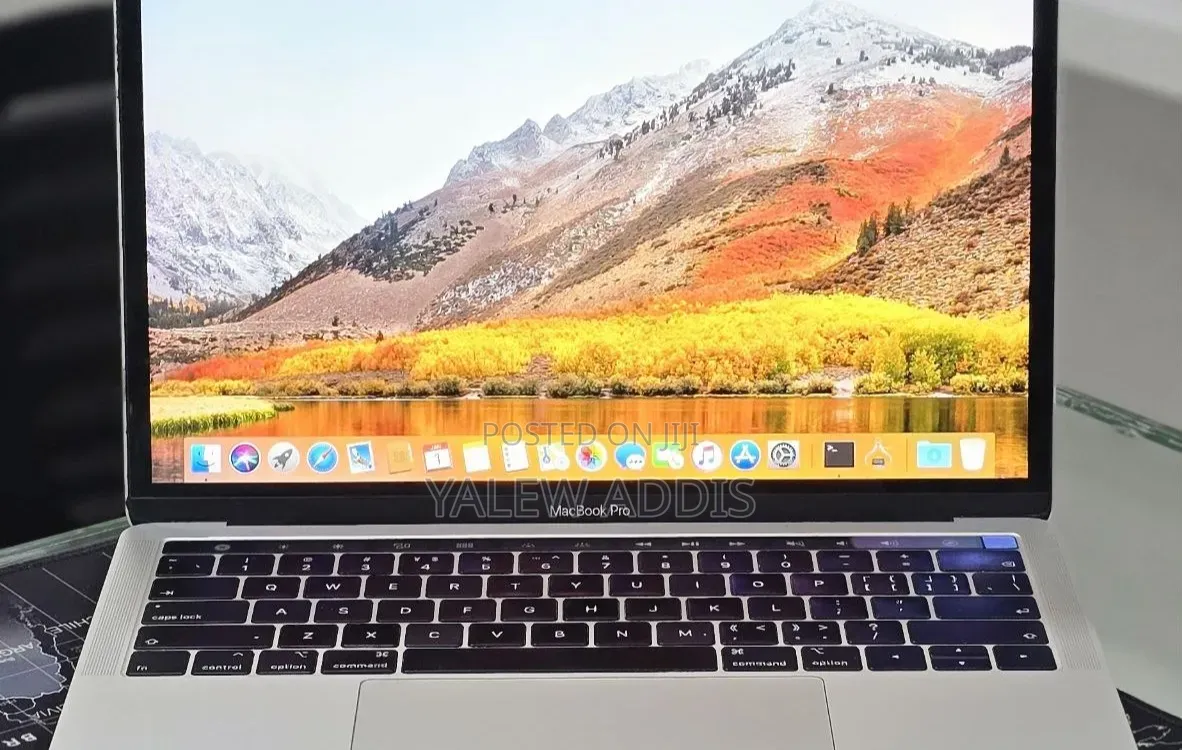 New Laptop Apple MacBook Pro 2019 12GB Intel Core i7 SSD 512GB