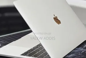 New Laptop Apple MacBook Pro 2019 12GB Intel Core i7 SSD 512GB