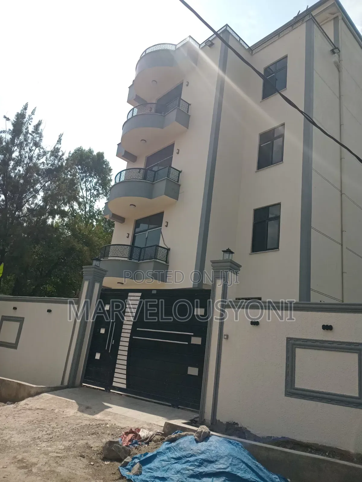 3bdrm Penthouse in ስንዱ, Akaky Kaliti for rent