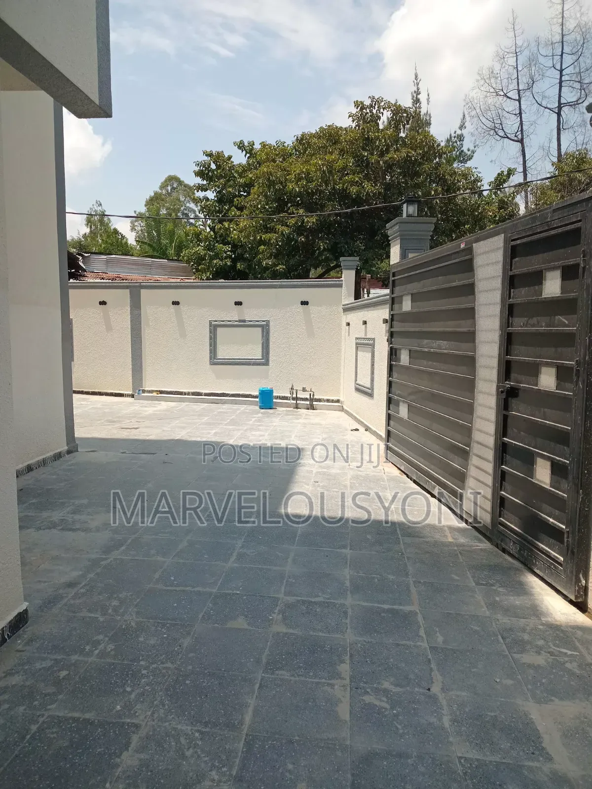 3bdrm Penthouse in ስንዱ, Akaky Kaliti for rent