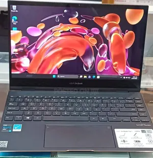 New Laptop Asus Zenbook 14 16GB Intel Core i7 SSD 512GB