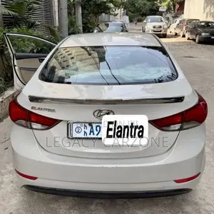 Hyundai Elantra 2015 White