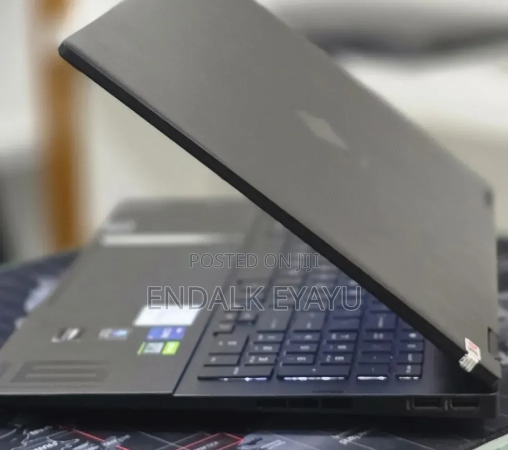 New Laptop HP Omen 16 16GB Intel Core i9 SSD 512GB