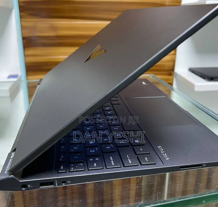 New Laptop HP Victus 15 16GB Intel Core i5 SSD 512GB