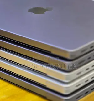 New Laptop Apple MacBook Pro 2019 16GB Apple M1 SSD 512GB