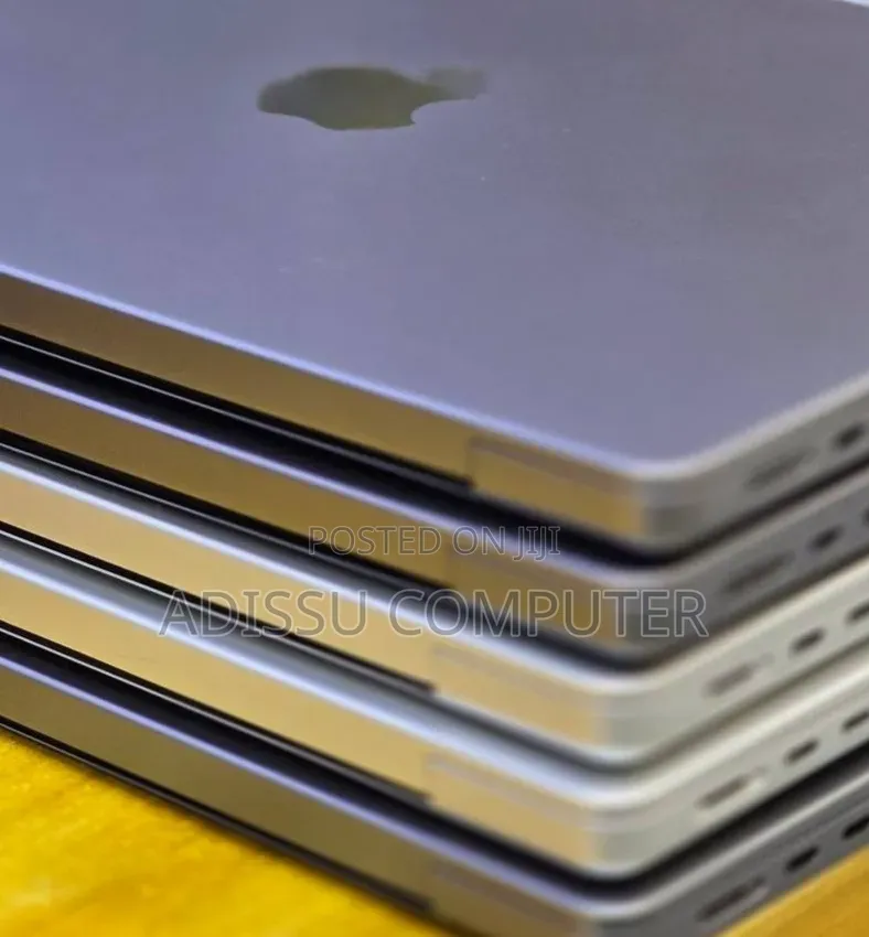 New Laptop Apple MacBook Pro 2019 16GB Apple M1 SSD 512GB