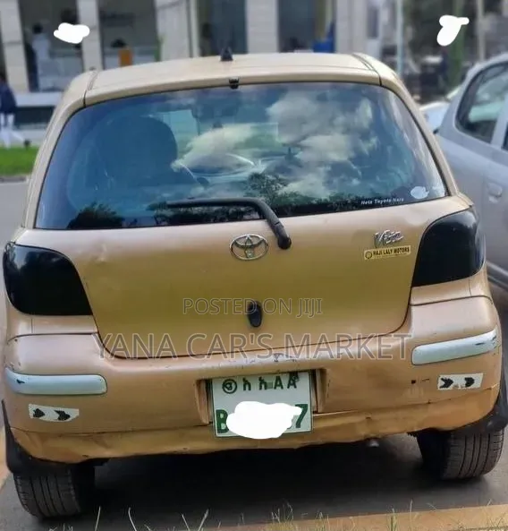 Toyota Vitz 2004