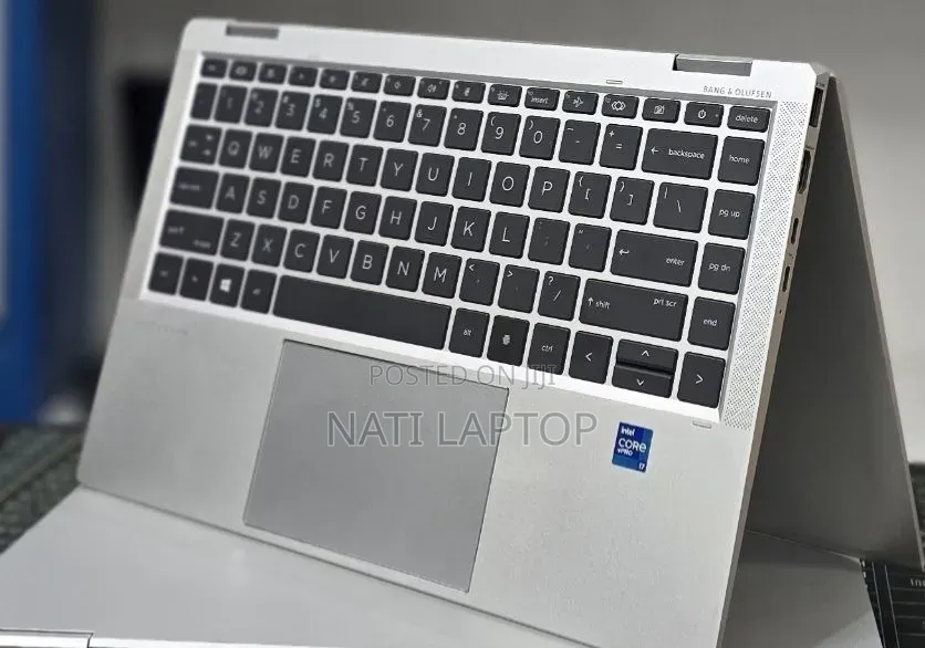 New Laptop HP EliteBook 1040 G8 16GB Intel Core i7 SSD 512GB