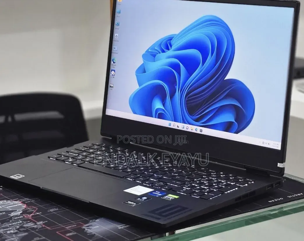 New Laptop HP Omen 16 16GB Intel Core i9 SSD 512GB