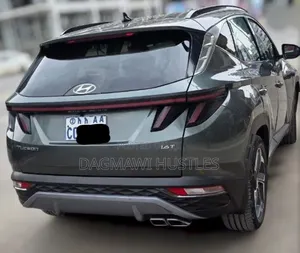 Hyundai Tucson 2022 Green