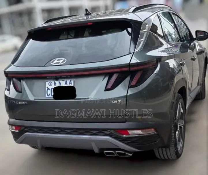 Hyundai Tucson 2022 Green