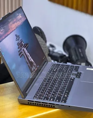 New Laptop Lenovo Legion 5 16GB AMD Ryzen 7 SSD 1T