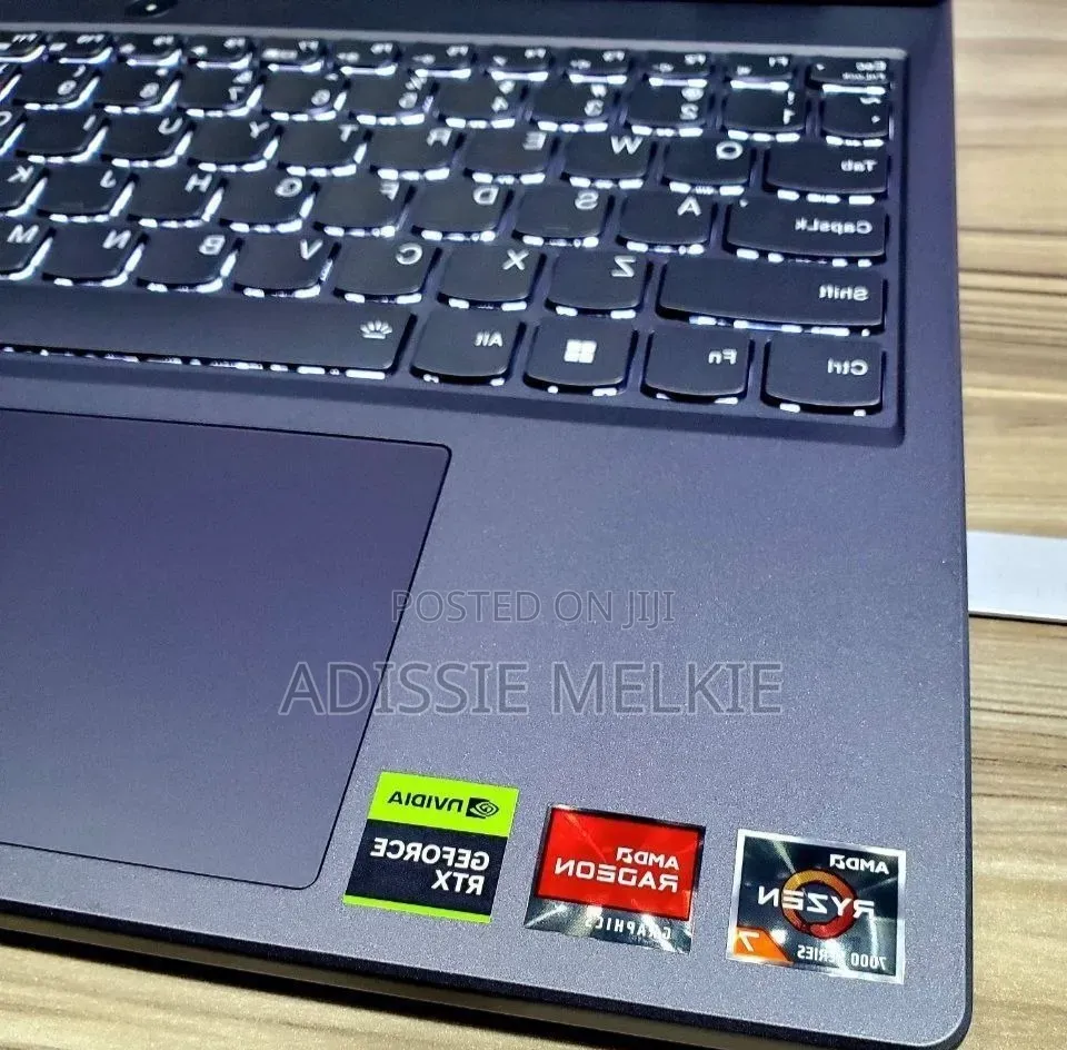 New Laptop Lenovo Legion 5 16GB AMD Ryzen 7 SSD 512GB