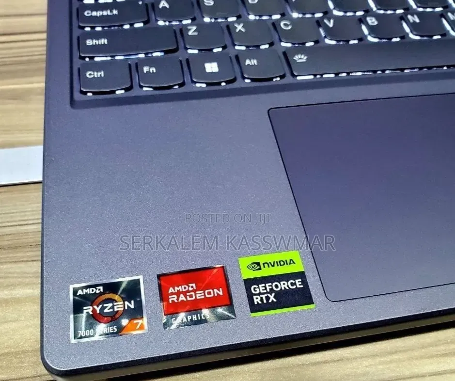 New Laptop Lenovo Legion 5 16GB AMD Ryzen 7 SSD 512GB