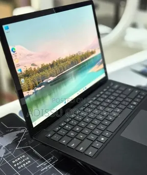 New Laptop Microsoft Surface 16GB Intel Core i5 SSD 256GB