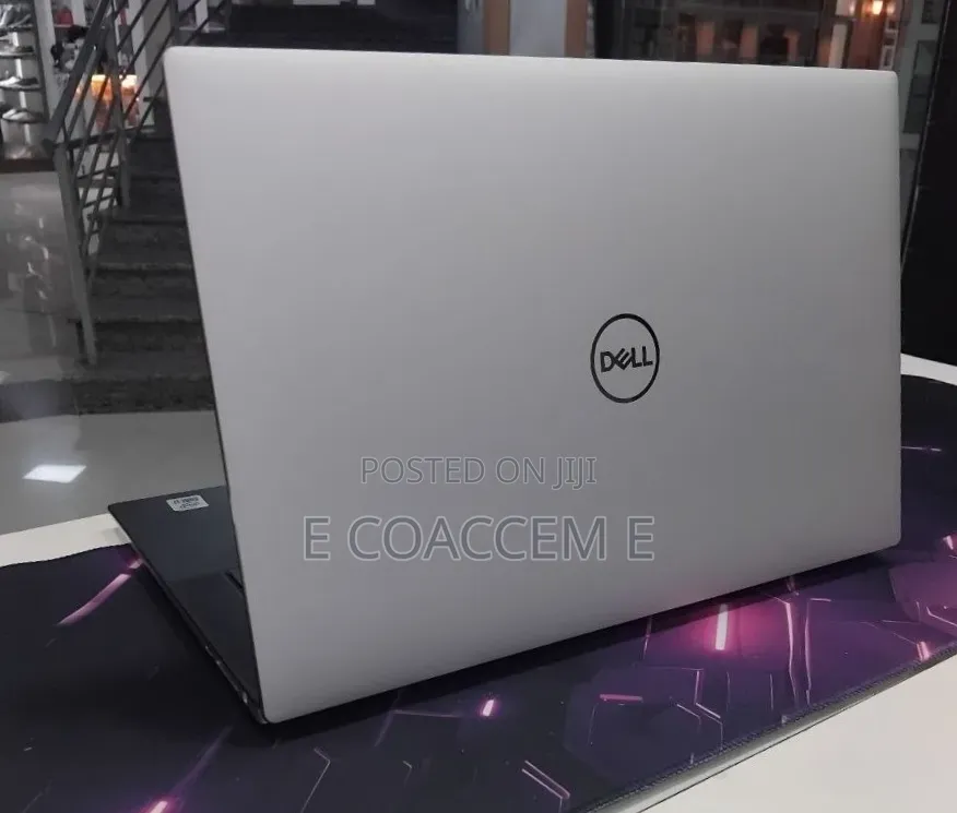 New Laptop Dell 16GB Intel Core i7 SSD 512GB