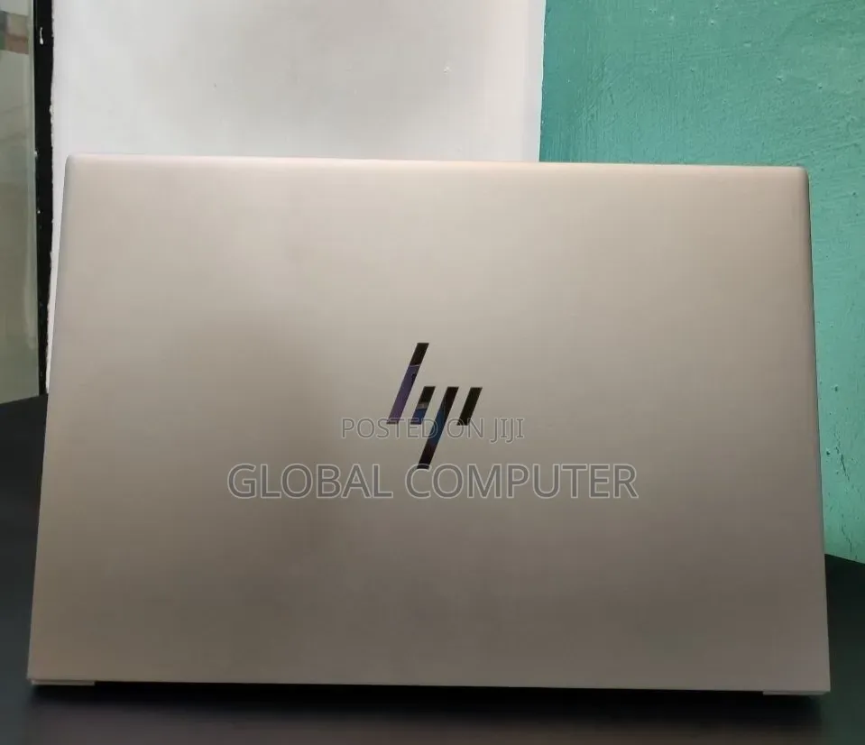 New Laptop HP ZBook 17 G5 16GB Intel Core i9 SSD 1T