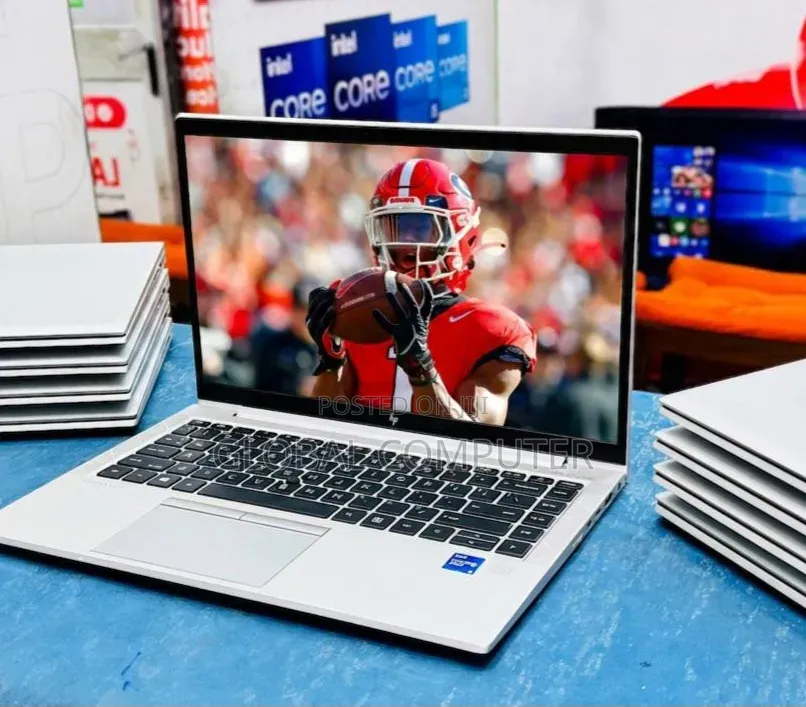 New Laptop HP EliteBook 840 G8 16GB Intel Core i5 SSD 512GB