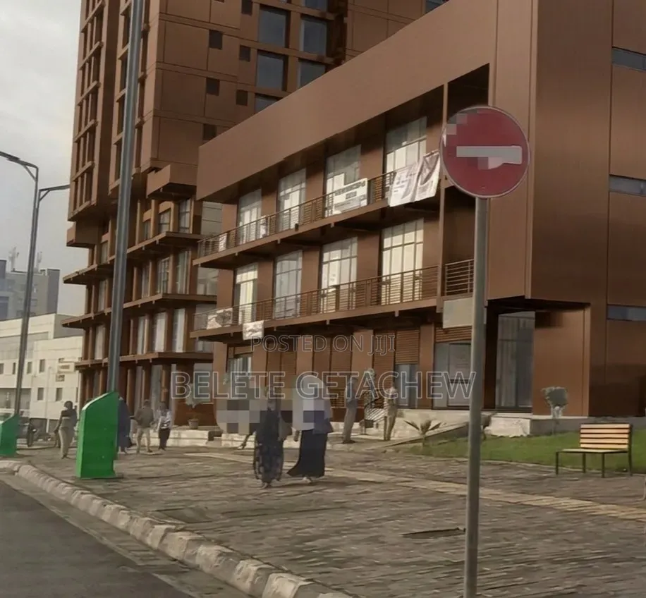 Lebu-Garment, G+2 Commercial Building for Sale 1500sqm