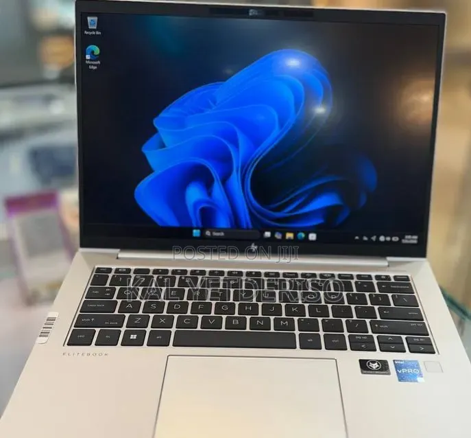 New Laptop HP EliteBook 840 G9 16GB Intel Core i5 SSD 512GB