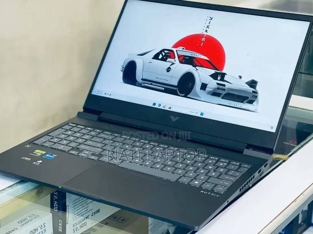 New Laptop HP Victus 16 16GB Intel Core i7 SSD 1T