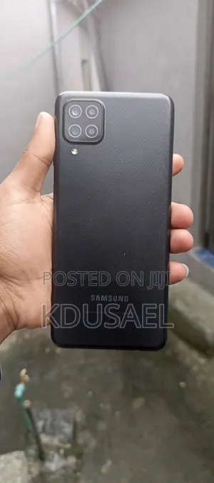 Samsung Galaxy A12 64 GB Black