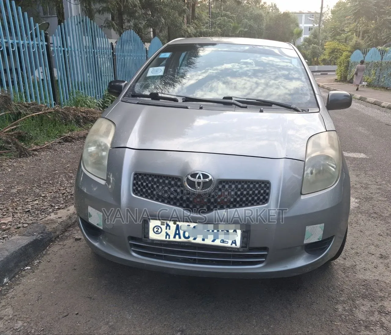 Toyota Yaris 2009 Gray