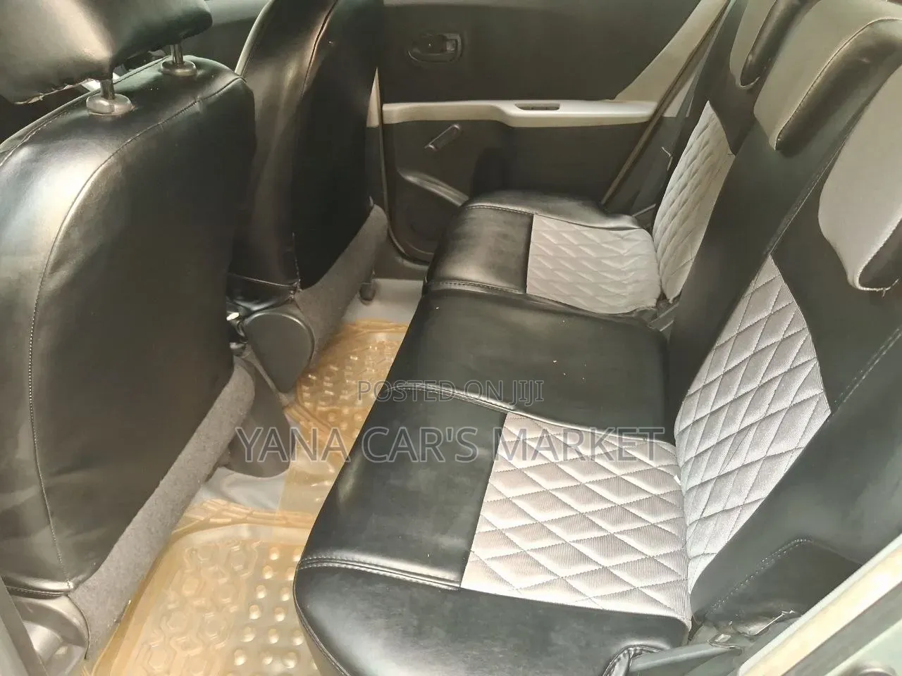 Toyota Yaris 2009 Gray