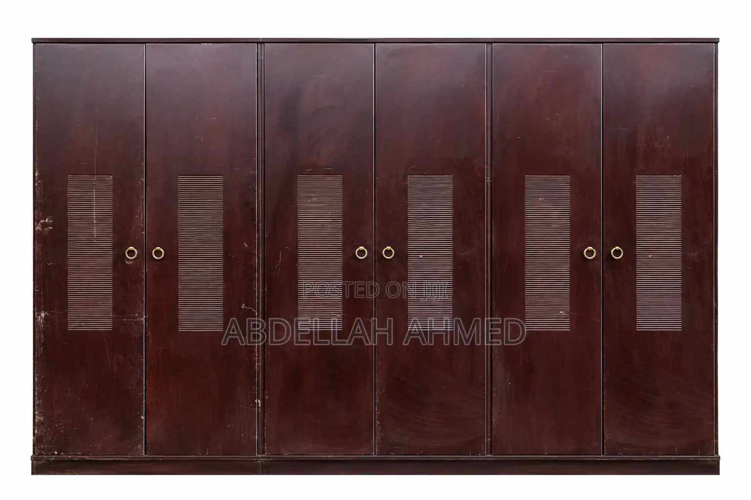 Wardrobe ቁምሳጥን
