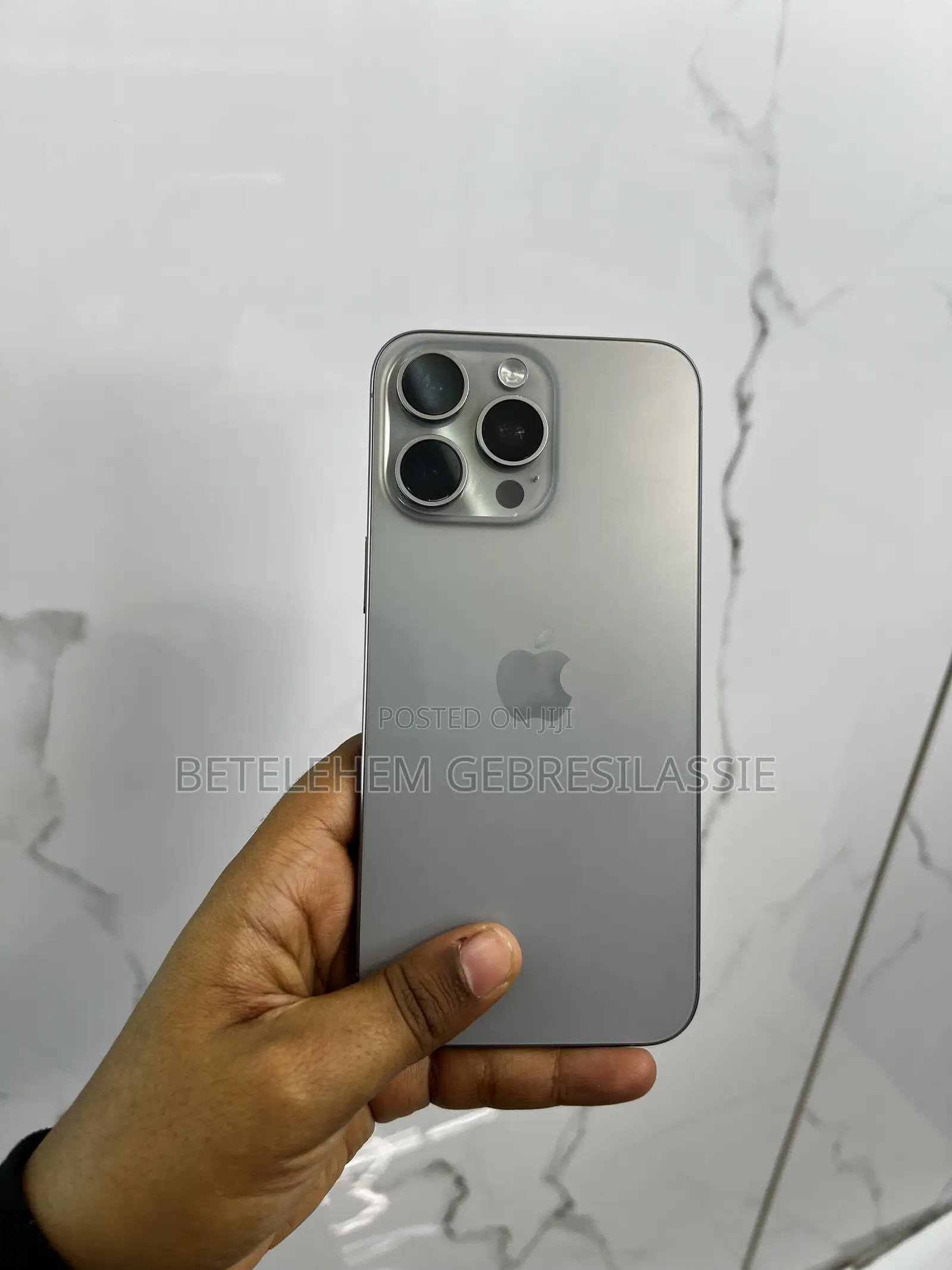 Apple iPhone 15 Pro Max 256 GB Gray