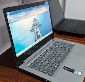 New Laptop Lenovo Legion 5 8GB Intel Core i3 SSD 256GB