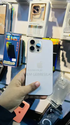 Apple iPhone 16 Pro Max 256 GB Gold