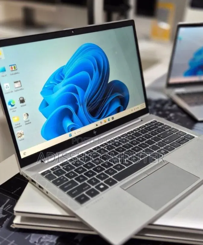 New Laptop HP EliteBook 845 G7 16GB AMD Ryzen 7 SSD 512GB