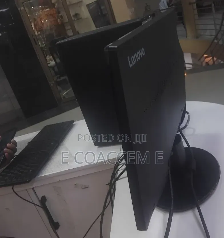 New Desktop Computer Lenovo 8GB Intel Core i3 HDD 500GB