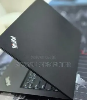 New Laptop Lenovo ThinkPad t495s 16GB AMD Ryzen 7 SSD 512GB