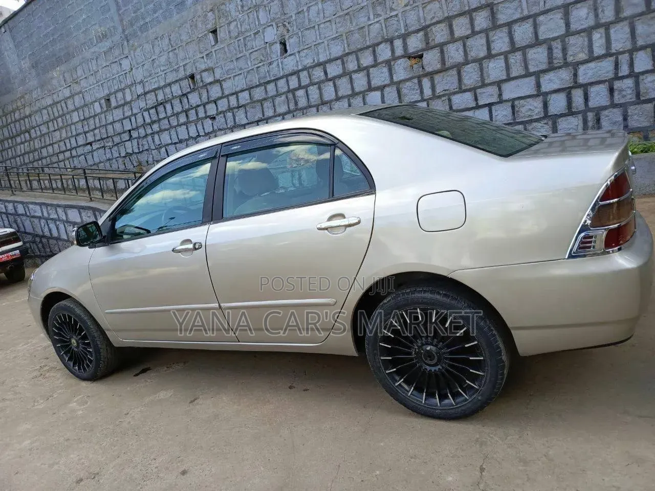 Toyota Corolla 2003 Gold