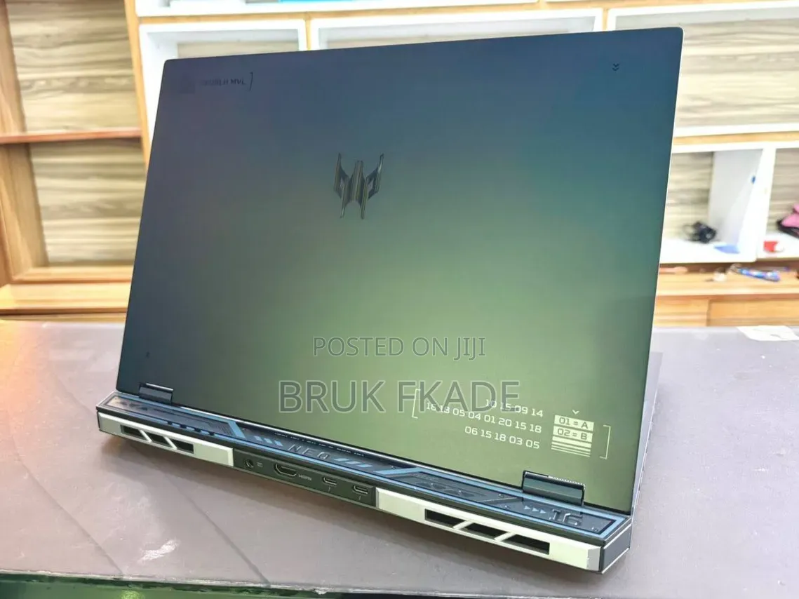 New Laptop Acer Predator Helios Neo 16 16GB Intel Core i7 SSD 1T