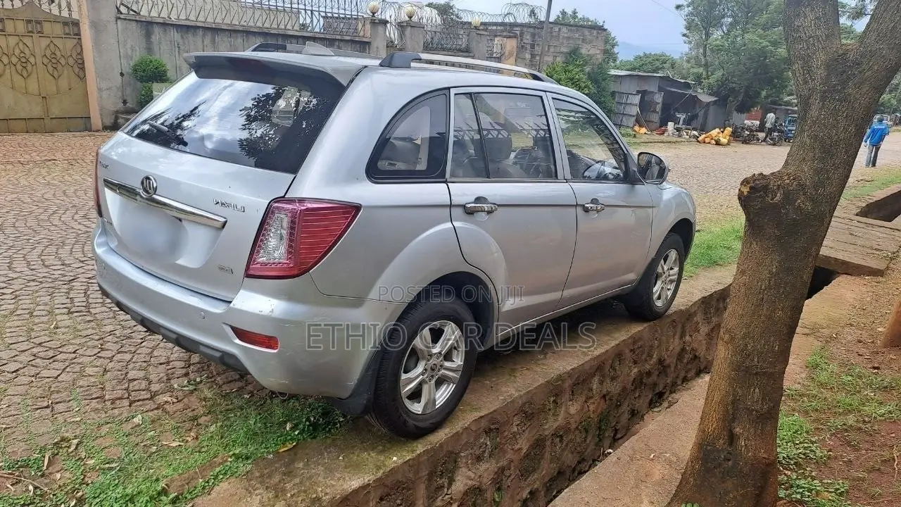 Lifan 530 2013 Silver