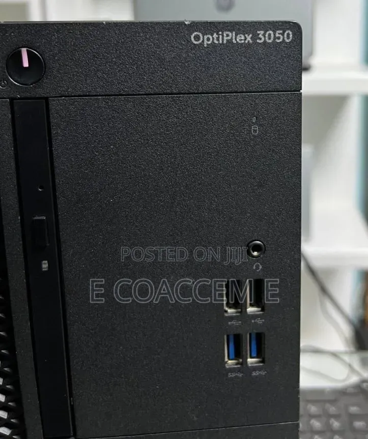 New Desktop Computer Dell 8GB Intel Core i5 SSD 512GB