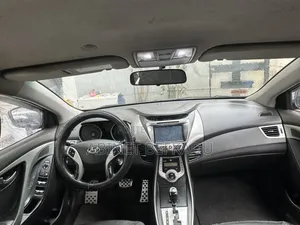 Hyundai Avante 2012 Silver