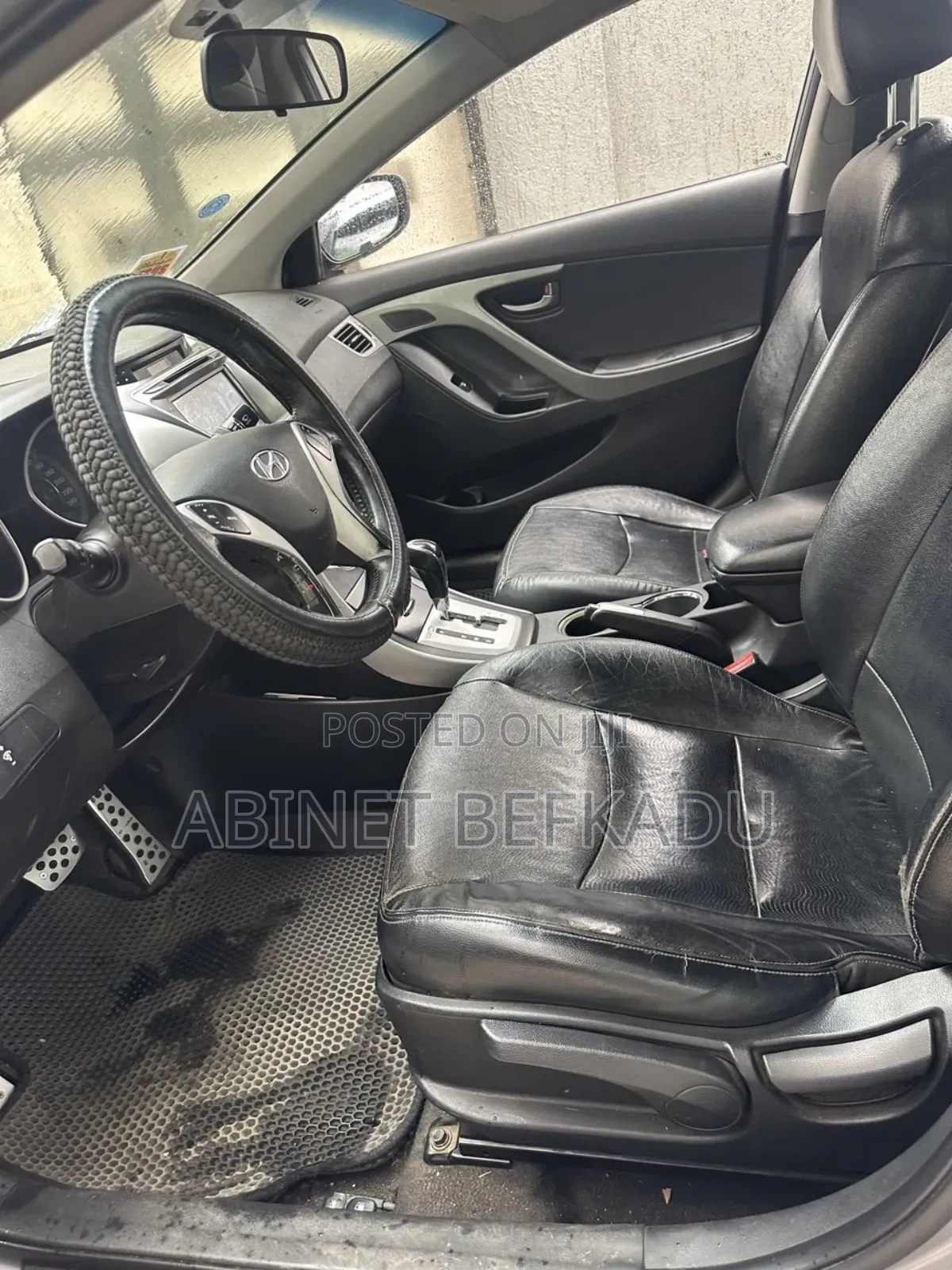 Hyundai Avante 2012 Silver