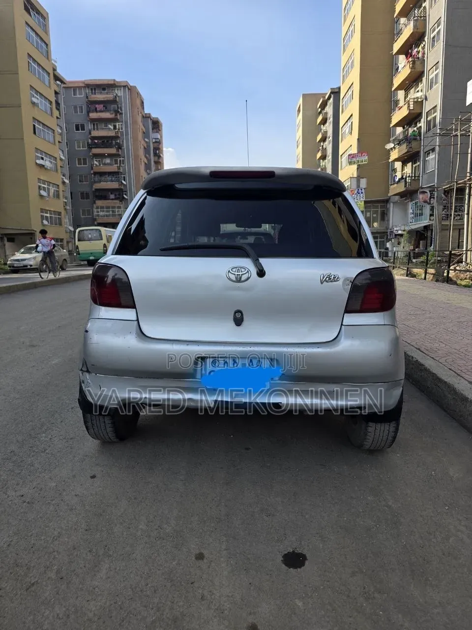 Toyota Vitz 2001 Silver