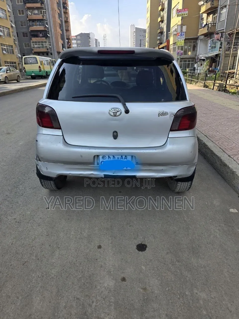 Toyota Vitz 2001 Silver