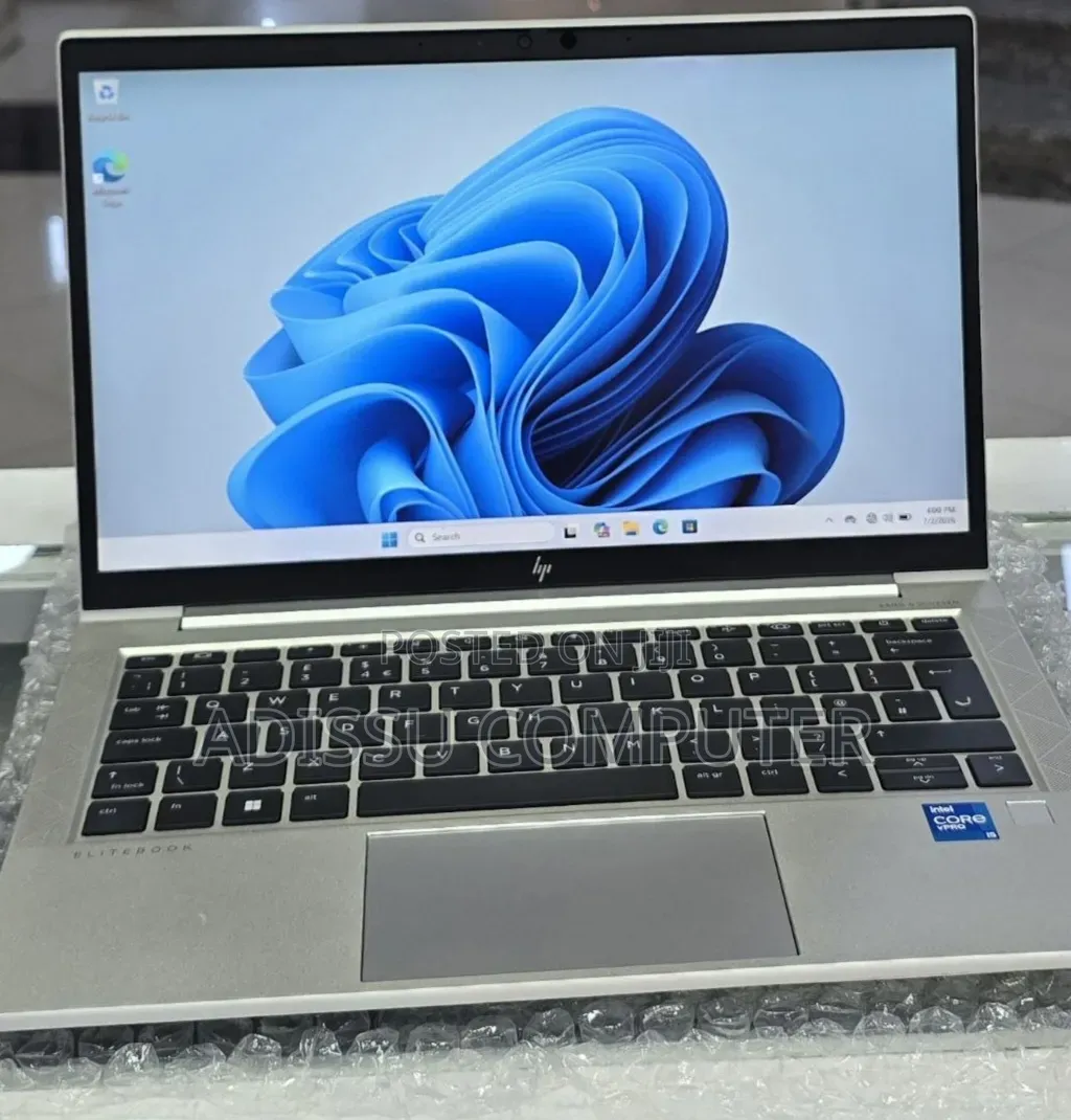 New Laptop HP EliteBook 830 G8 16GB Intel Core i5 SSD 512GB
