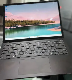 New Laptop Microsoft Surface 16GB Intel Core i7 SSD 512GB