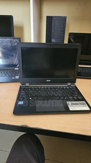 Laptop Acer Aspire E5-511 6GB Intel Pentium SSD 256GB