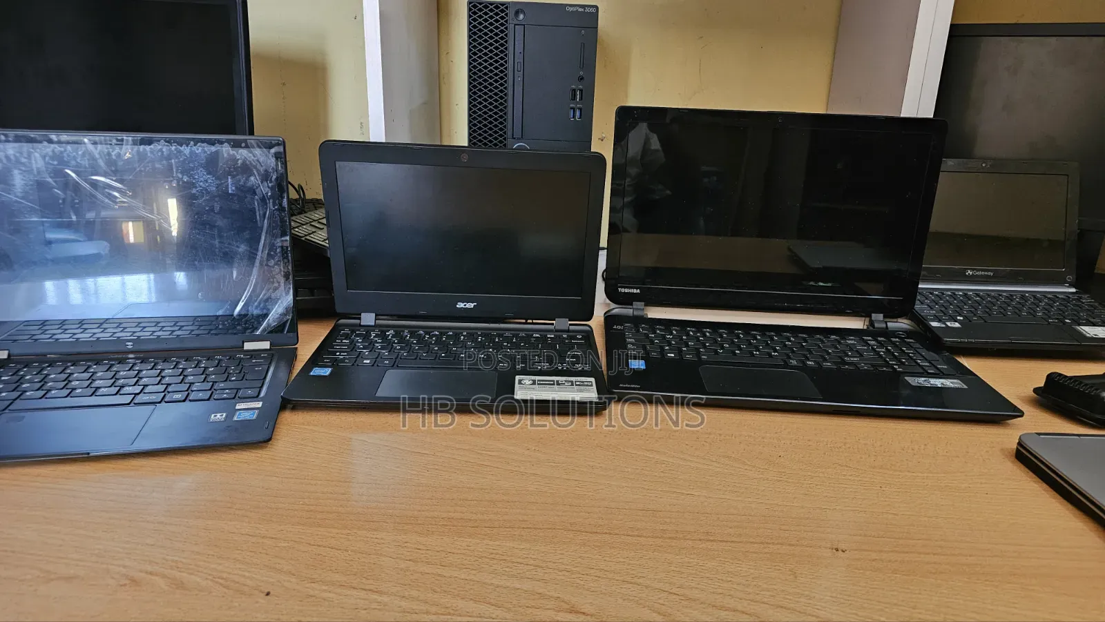Laptop Acer Aspire E5-511 6GB Intel Pentium SSD 256GB