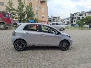 Toyota Yaris 2008 Silver