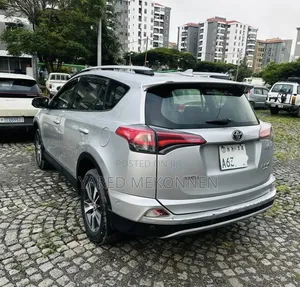 Toyota RAV4 2015 Silver