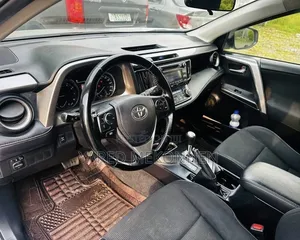 Toyota RAV4 2015 Silver